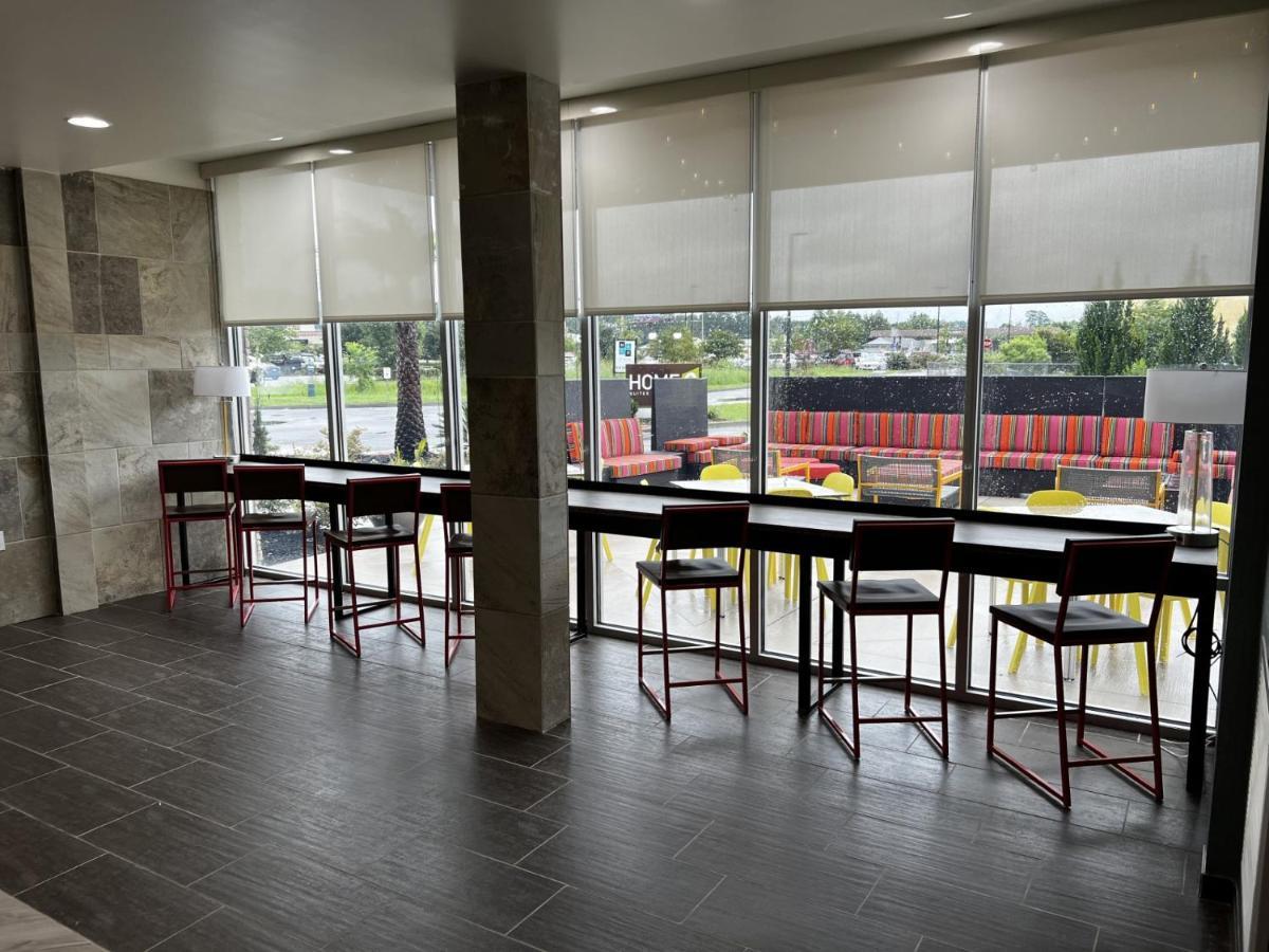 Home2 Suites By Hilton Hinesville Buitenkant foto
